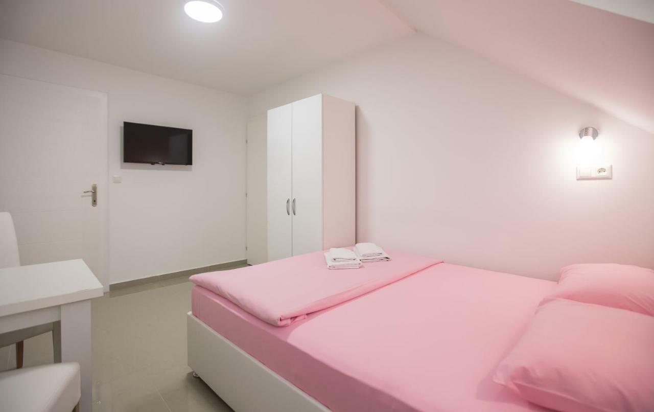 Pansion Kipovi Bed & Breakfast Tuzla Ngoại thất bức ảnh
