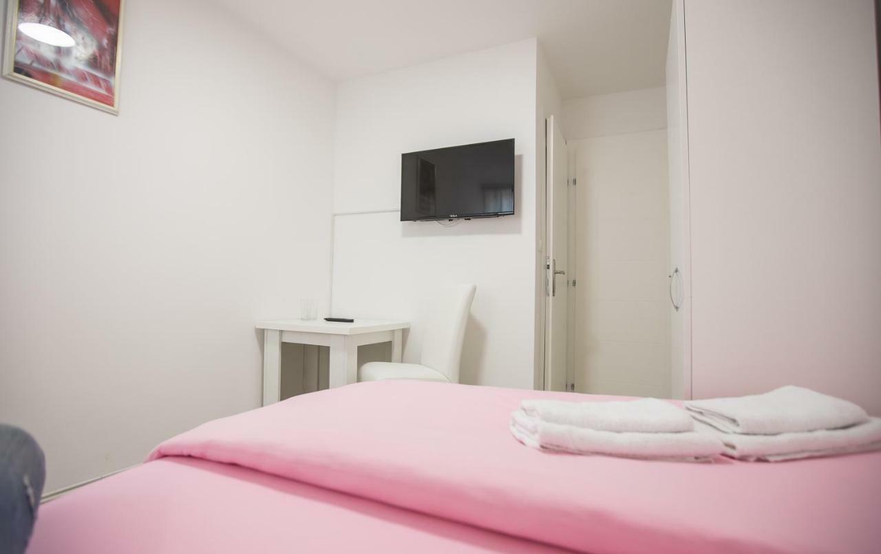 Pansion Kipovi Bed & Breakfast Tuzla Ngoại thất bức ảnh